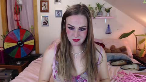 ladyboyhomemaker online show from January 4, 2025, 11:22 am