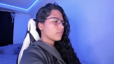  Lady  online show from December 11, 2024, 5:00 am