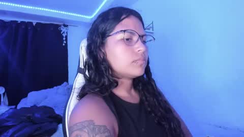  Lady  online show from December 12, 2024, 3:10 am
