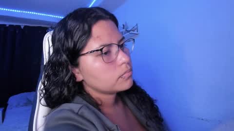  Lady  online show from December 17, 2024, 4:45 am