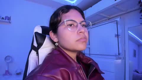  Lady  online show from June 14, 2026, 4:03 am