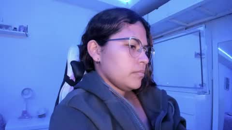 Lady  online show from June 15, 2026, 3:53 am