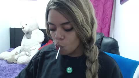 Snapshot of ladydanniela chatting on July 4, 2026, 7:03 am leidy daniela online show from July 4, 2026, 7:03 am