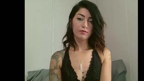 ladylane393 online show from June 18, 2026, 1:04 pm
