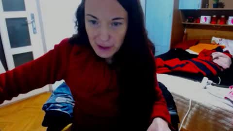 LadyLHoty online show from November 17, 2025, 5:08 pm