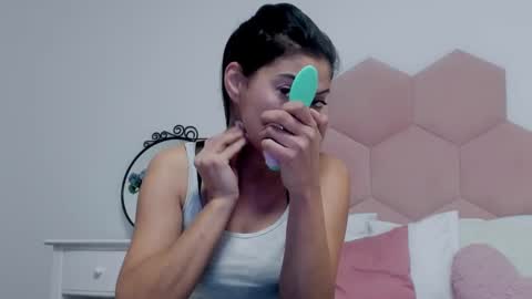 Lia online show from January 17, 2025, 5:00 am