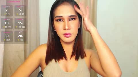 ladyloveluna online show from February 9, 2026, 5:11 am