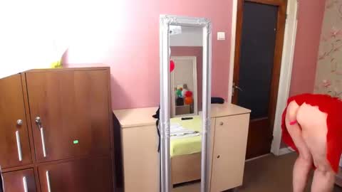 ladymariahx online show from December 27, 2024, 4:36 am