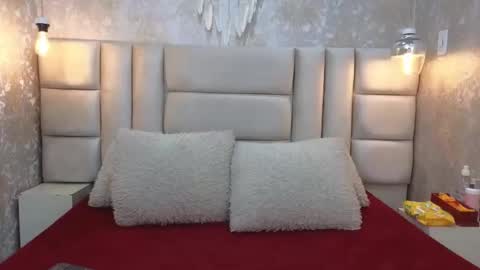 LadyMiaX online show from April 30, 2026, 3:02 am