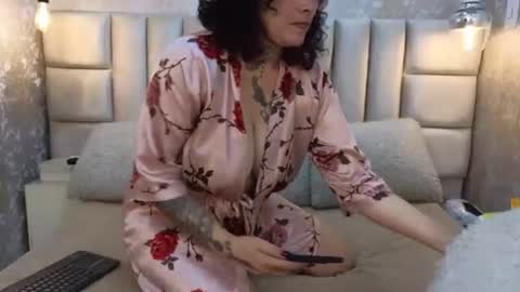 LadyMiaX online show from July 5, 2026, 4:19 am