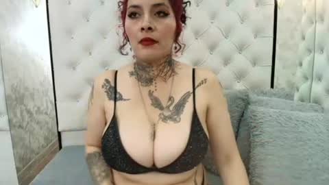 LadyMiaX online show from July 9, 2026, 3:43 am