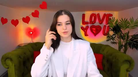 Amelia online show from February 12, 2025, 12:44 pm