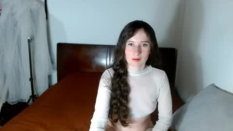 Lucia Fernanda online show from December 11, 2024, 4:07 am