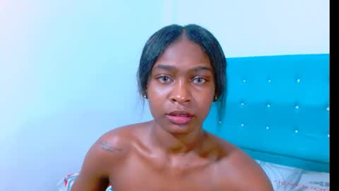 Snapshot of ladypussy69779756 chatting on January 25, 2025, 11:11 pm laura online show from January 25, 2025, 11:11 pm