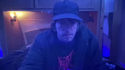 ladysoaker420 online show from February 17, 2025, 4:31 am