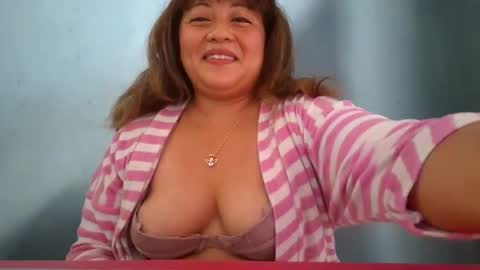 Ladysophiebaby1s online show from May 19, 2026, 11:33 pm