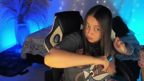 Lady  online show from May 5, 2026, 1:13 am