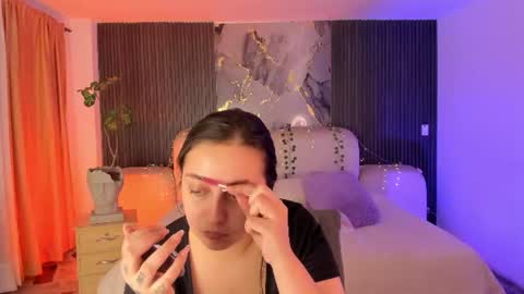 Lady  online show from June 16, 2026, 4:04 am