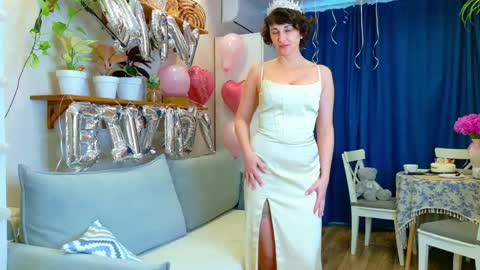 Maria online show from May 24, 2026, 2:27 am