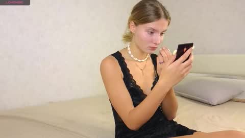Snapshot of lafeti chatting on September 22, 2025, 7:32 am Lilia online show from September 22, 2025, 7:32 am