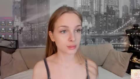 Lilia online show from November 9, 2025, 6:33 am