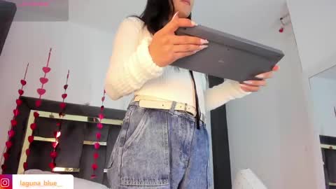 Laguna Blue online show from February 13, 2025, 12:00 pm