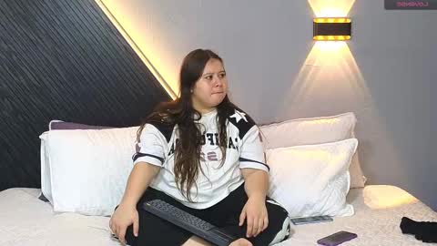    online show from February 19, 2026, 10:39 pm