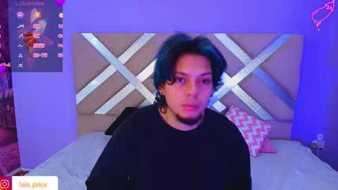 Snapshot of laia_and_damian chatting on September 19, 2025, 7:58 pm laia_and_damian online show from September 19, 2025, 7:58 pm