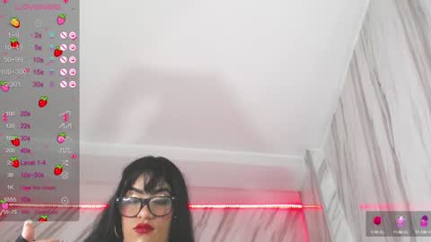 Laia online show from January 14, 2025, 6:13 am