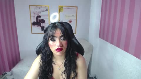 Laia online show from February 15, 2025, 6:23 am