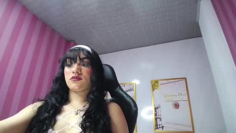 Laia online show from February 18, 2025, 3:10 am