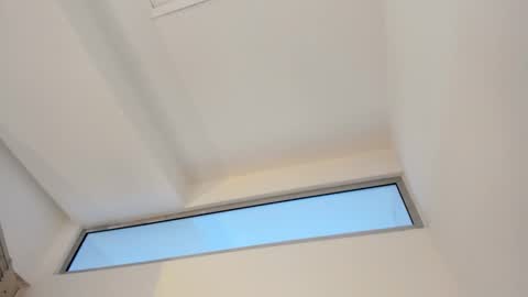 Laia  online show from March 3, 2026, 11:16 am