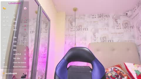   online show from December 18, 2024, 12:51 pm