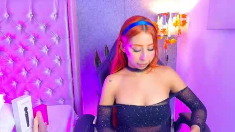 Snapshot of lailastilwills chatting on February 18, 2026, 5:03 am Laila Stilwills online show from February 18, 2026, 5:03 am