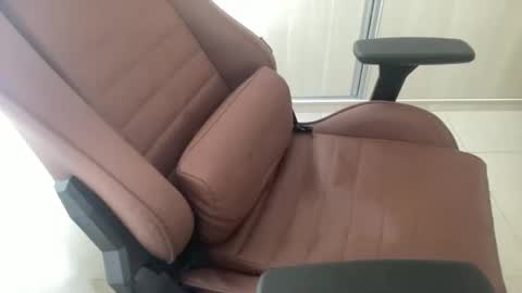 lailayour_angel online show from February 3, 2026, 3:28 pm