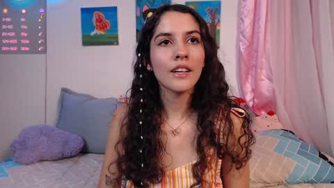Snapshot of lailypink chatting on December 3, 2024, 12:57 am samanta online show from December 3, 2024, 12:57 am