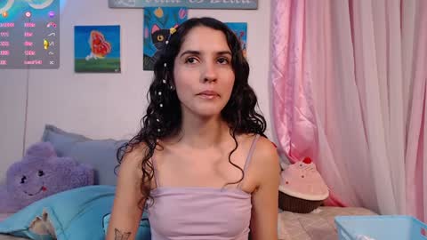 Snapshot of lailypink chatting on December 6, 2024, 12:45 am samanta online show from December 6, 2024, 12:45 am