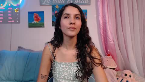 Snapshot of lailypink chatting on December 15, 2024, 7:53 pm samanta online show from December 15, 2024, 7:53 pm