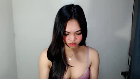laire online show from May 6, 2026, 6:41 am
