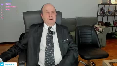 lajose52 online show from March 15, 2026, 3:51 pm