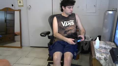 Carlosss online show from December 17, 2024, 12:22 pm