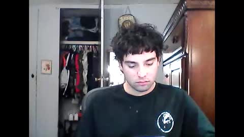 Carlosss online show from November 14, 2025, 4:11 am