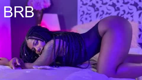 IG222dmm  online show from October 28, 2025, 2:37 am
