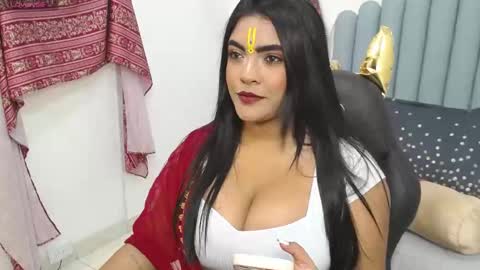 Snapshot of lakshmirani617378 chatting on October 6, 2025, 7:11 pm Laskhmirani online show from October 6, 2025, 7:11 pm