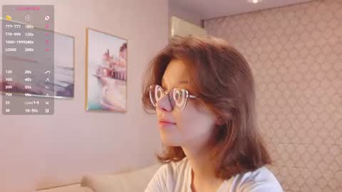 Julia online show from June 19, 2026, 8:12 pm