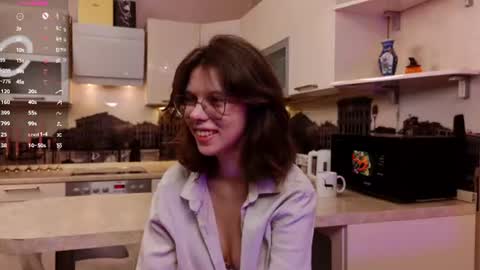 Julia online show from June 28, 2026, 8:04 pm