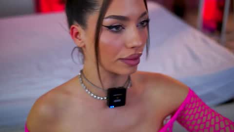 Snapshot of lalaroze chatting on February 16, 2026, 7:21 pm Lala online show from February 16, 2026, 7:21 pm