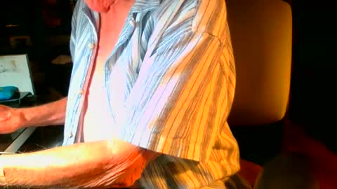 lamarbrazil online show from December 2, 2025, 3:56 am