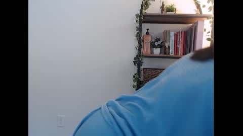 Nikki LaMarr online show from October 29, 2025, 6:20 pm