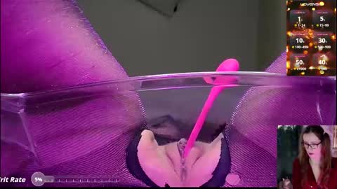 Snapshot of lana6 chatting on November 19, 2025, 9:09 am Lana online show from November 19, 2025, 9:09 am